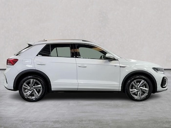 Used Volkswagen T-Roc 2025 for sale - 79130623: Photo
