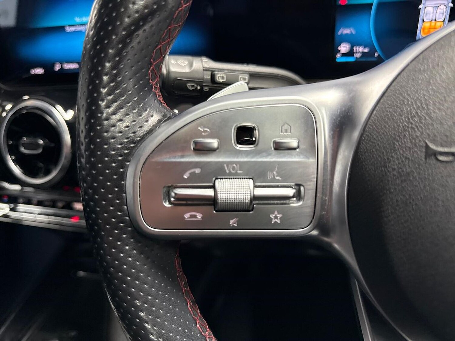 Used Mercedes-Benz GLA 2021 for sale - 75982197: Photo 24