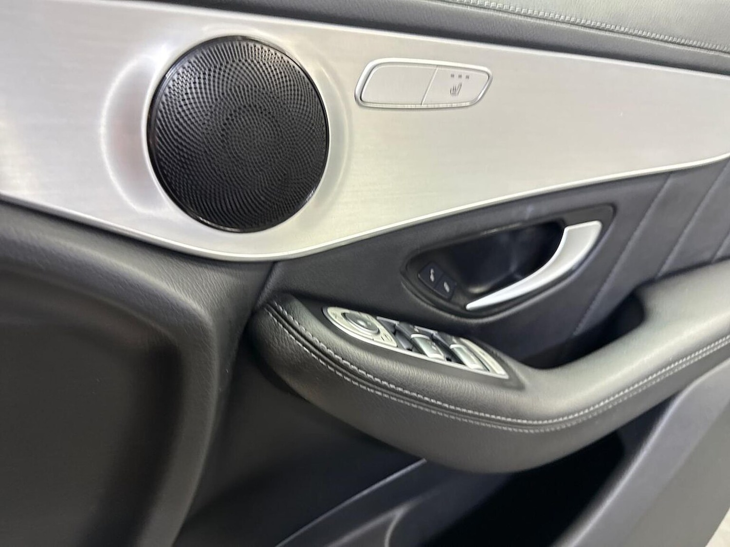 Used Mercedes-Benz GLC 2022 for sale - 77901603: Photo 21