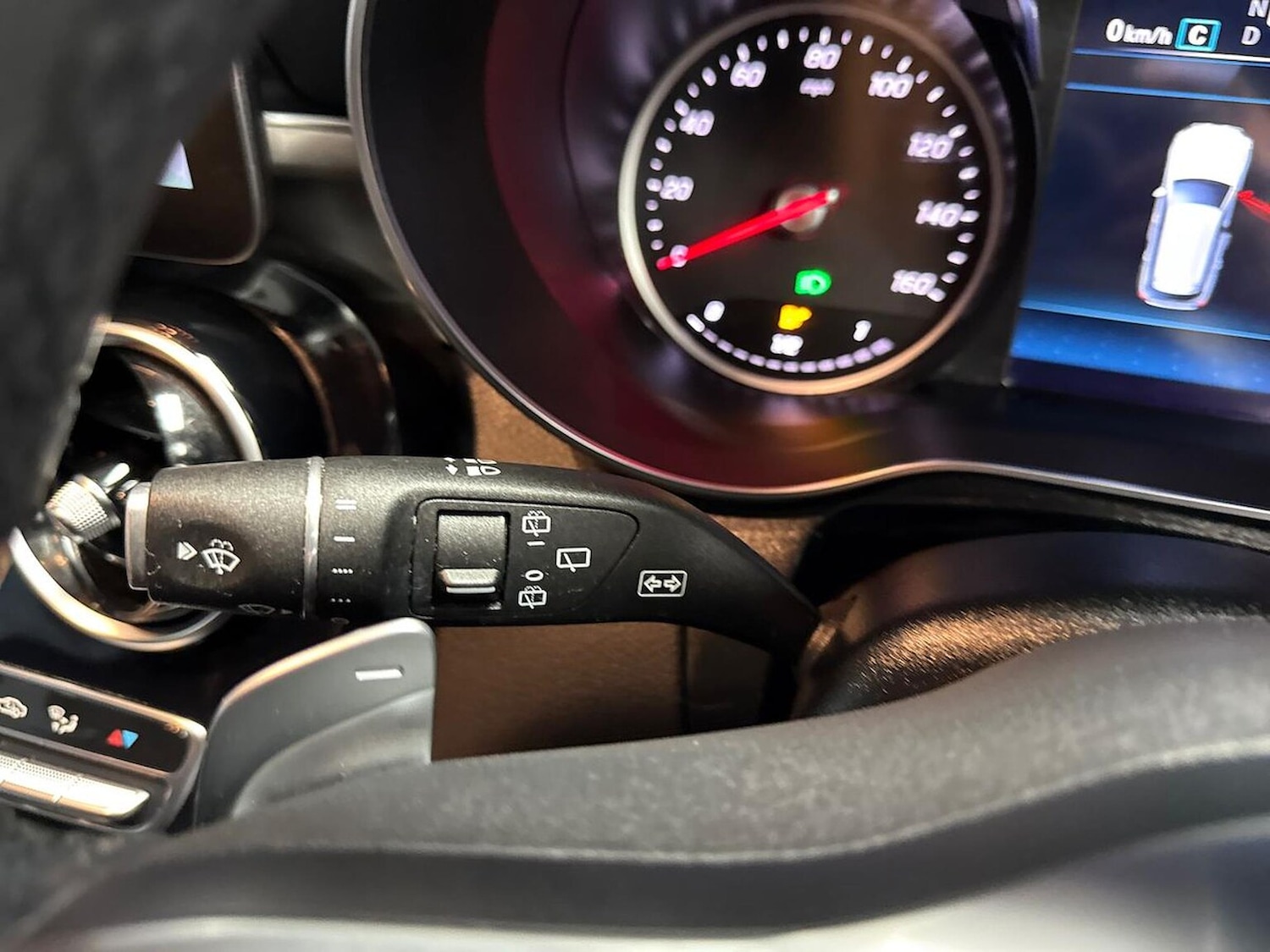 Used Mercedes-Benz GLC 2022 for sale - 77901603: Photo 26