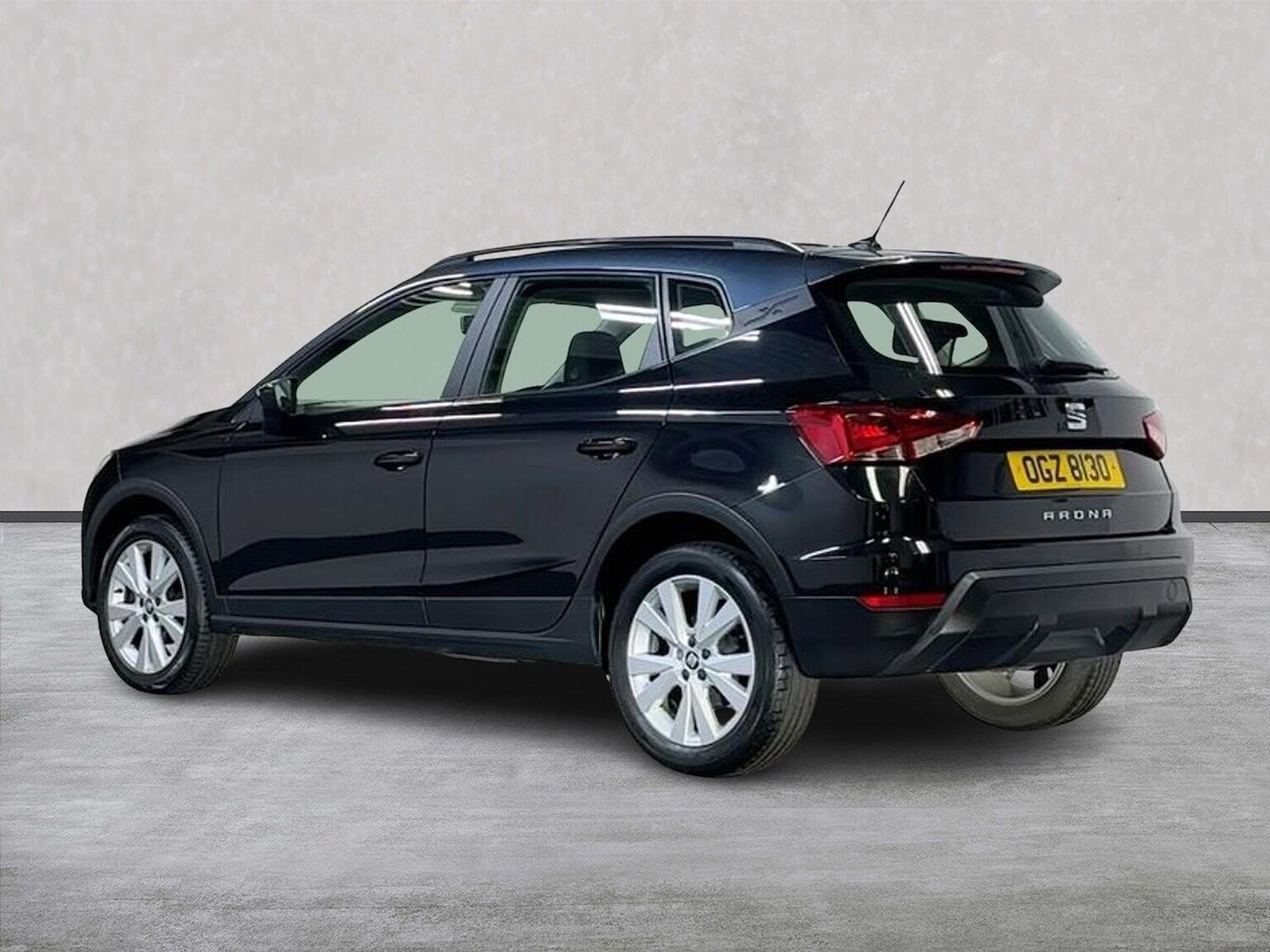 Used SEAT Arona 2019 for sale - 76257792: Photo 2