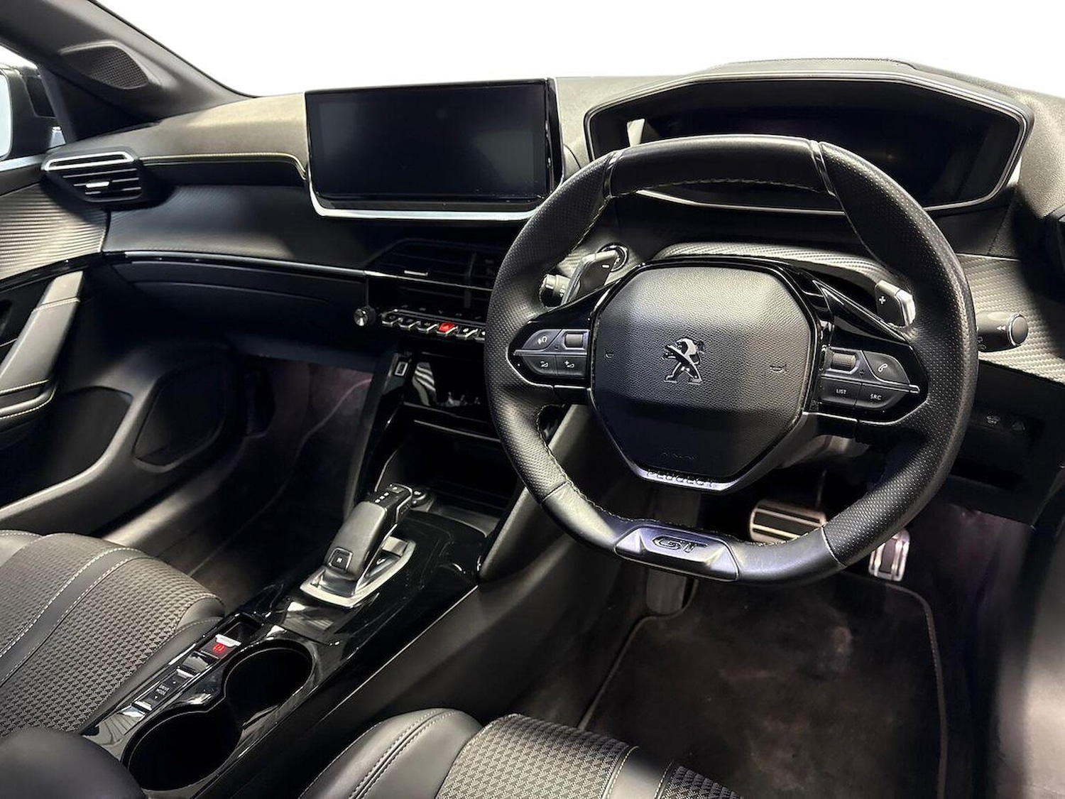 Used Peugeot 208 2021 for sale - 77024221: Photo 8