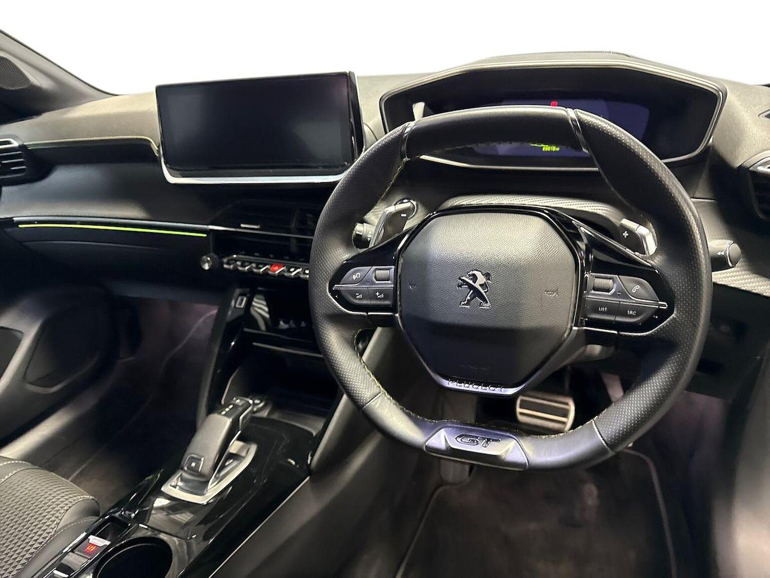 Used Peugeot 208 2021 for sale - 77024221: Photo 9