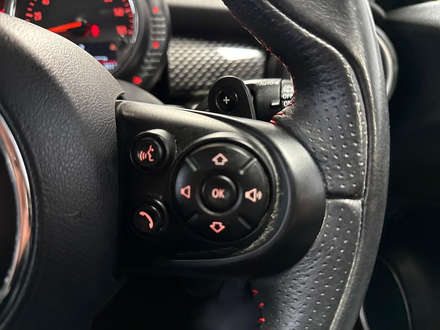 Used MINI Hatch 2014 for sale - 76946994: Photo 25