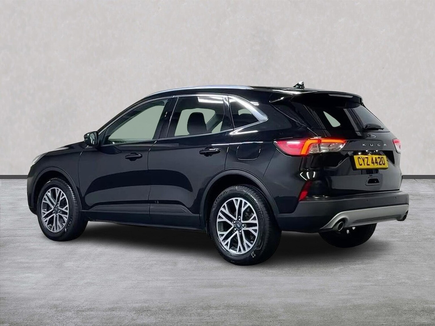 Used Ford Kuga 2023 for sale - 77056843: Photo 2