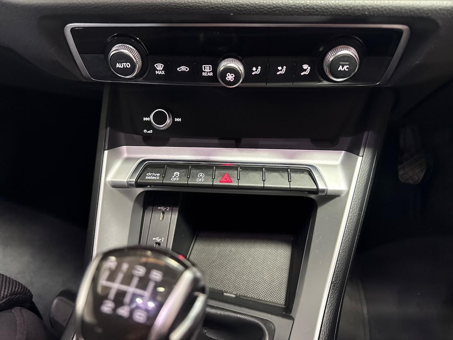 Used Audi Q3 2019 for sale - 76504960: Photo 12