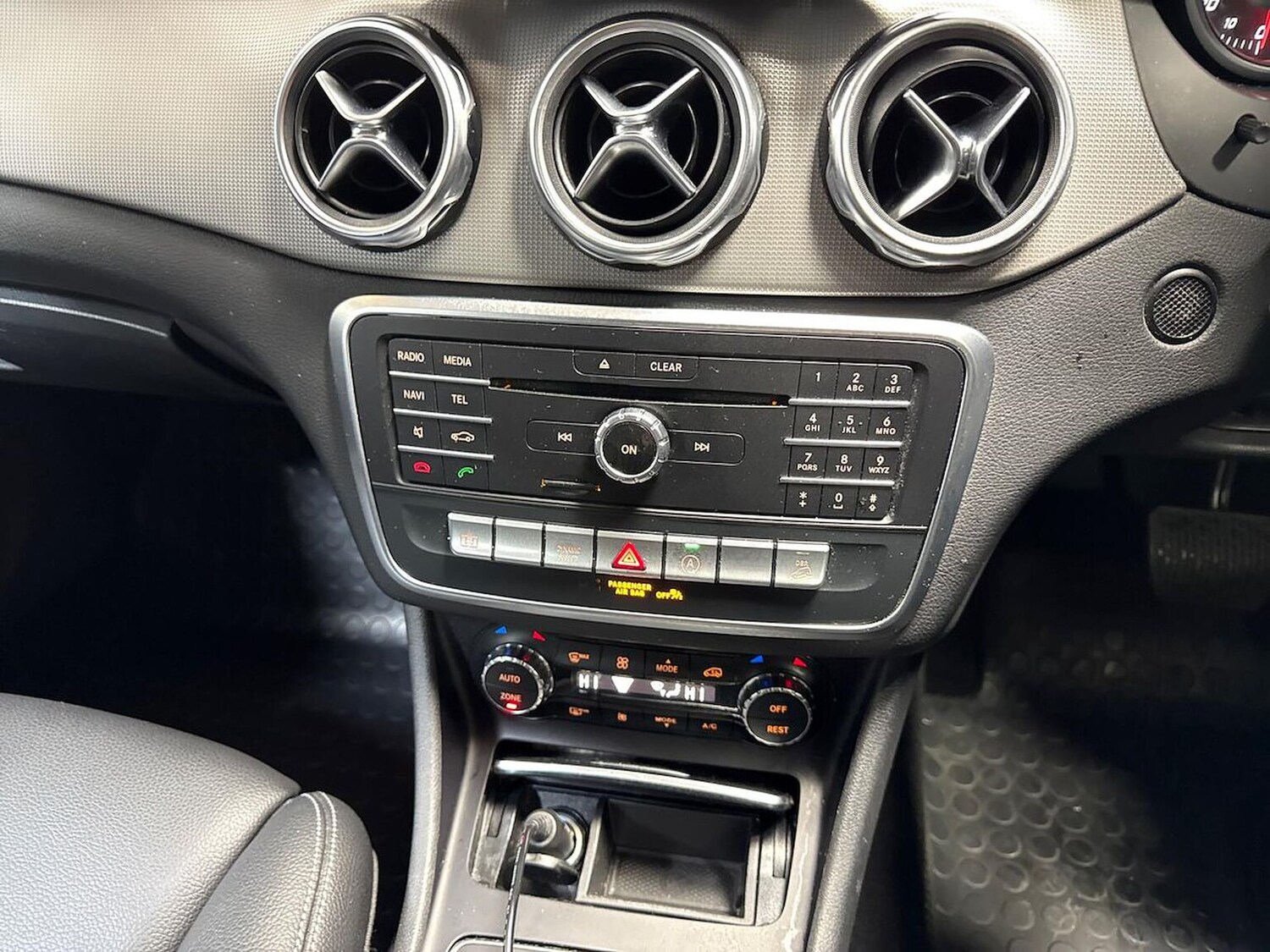 Used Mercedes-Benz GLA 2019 for sale - 76363390: Photo 12