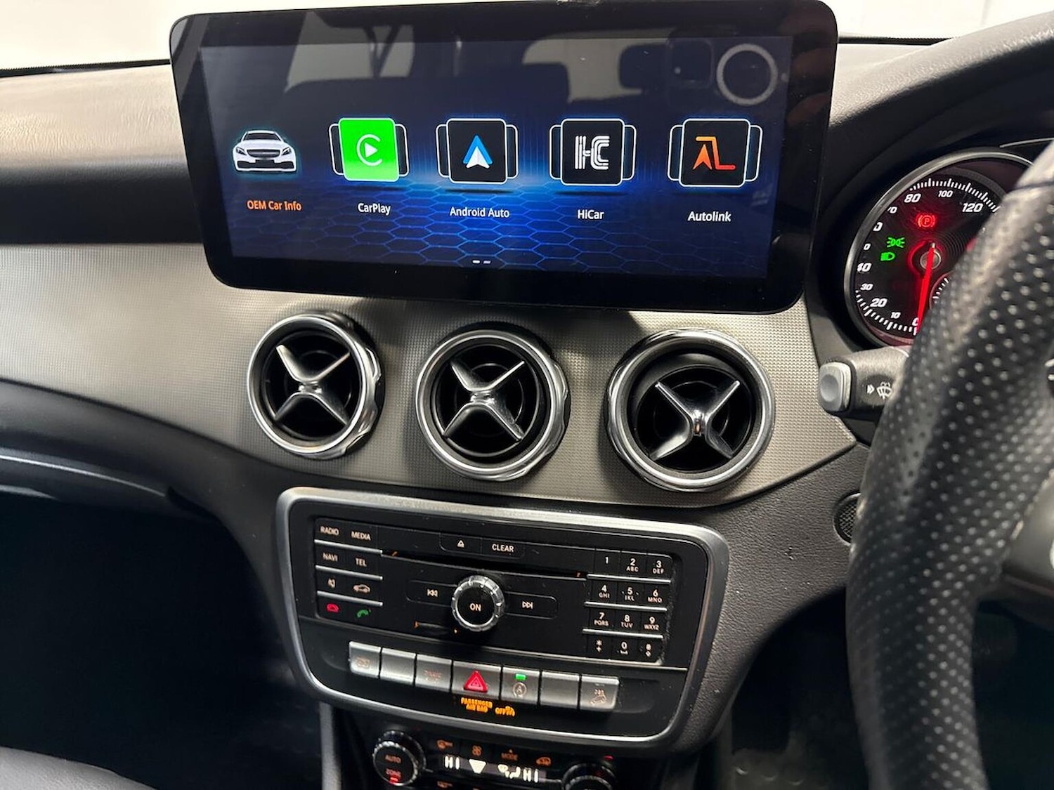 Used Mercedes-Benz GLA 2019 for sale - 76363390: Photo 23