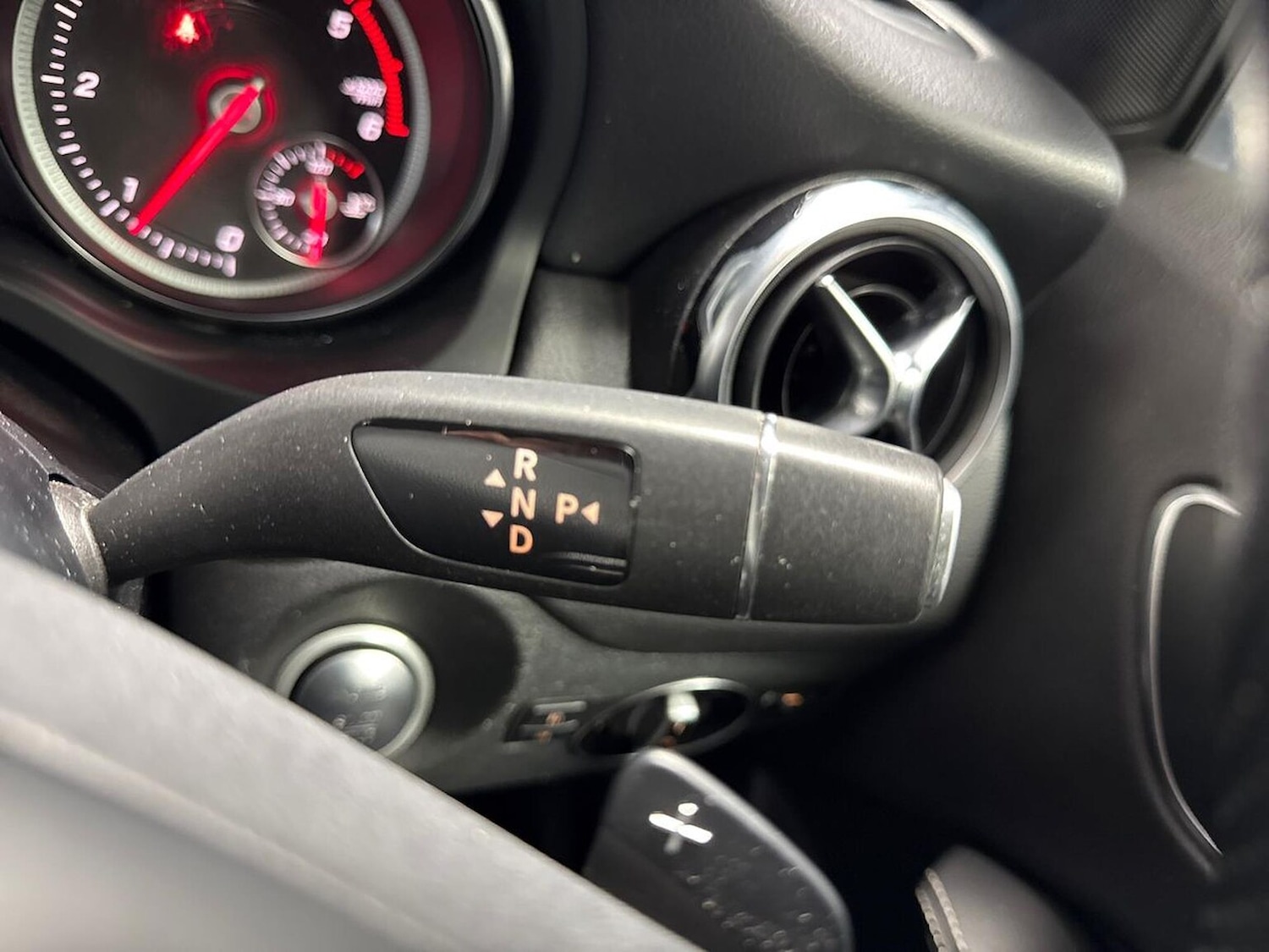 Used Mercedes-Benz GLA 2019 for sale - 76363390: Photo 27