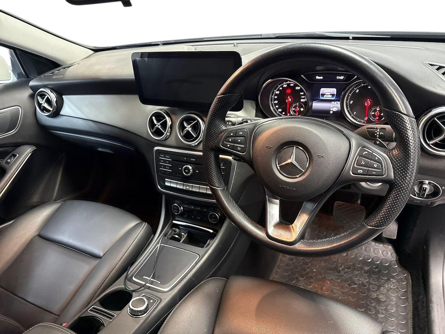 Used Mercedes-Benz GLA 2019 for sale - 76363390: Photo 9