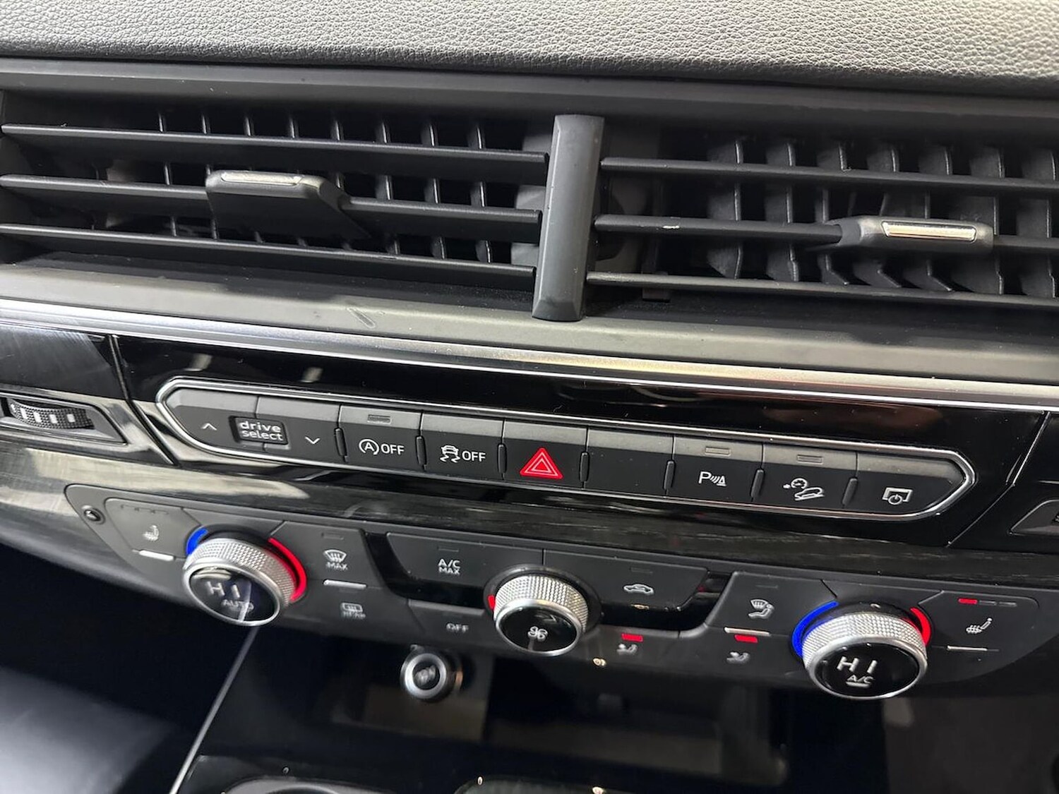 Used Audi Q7 2018 for sale - 77813371: Photo 22