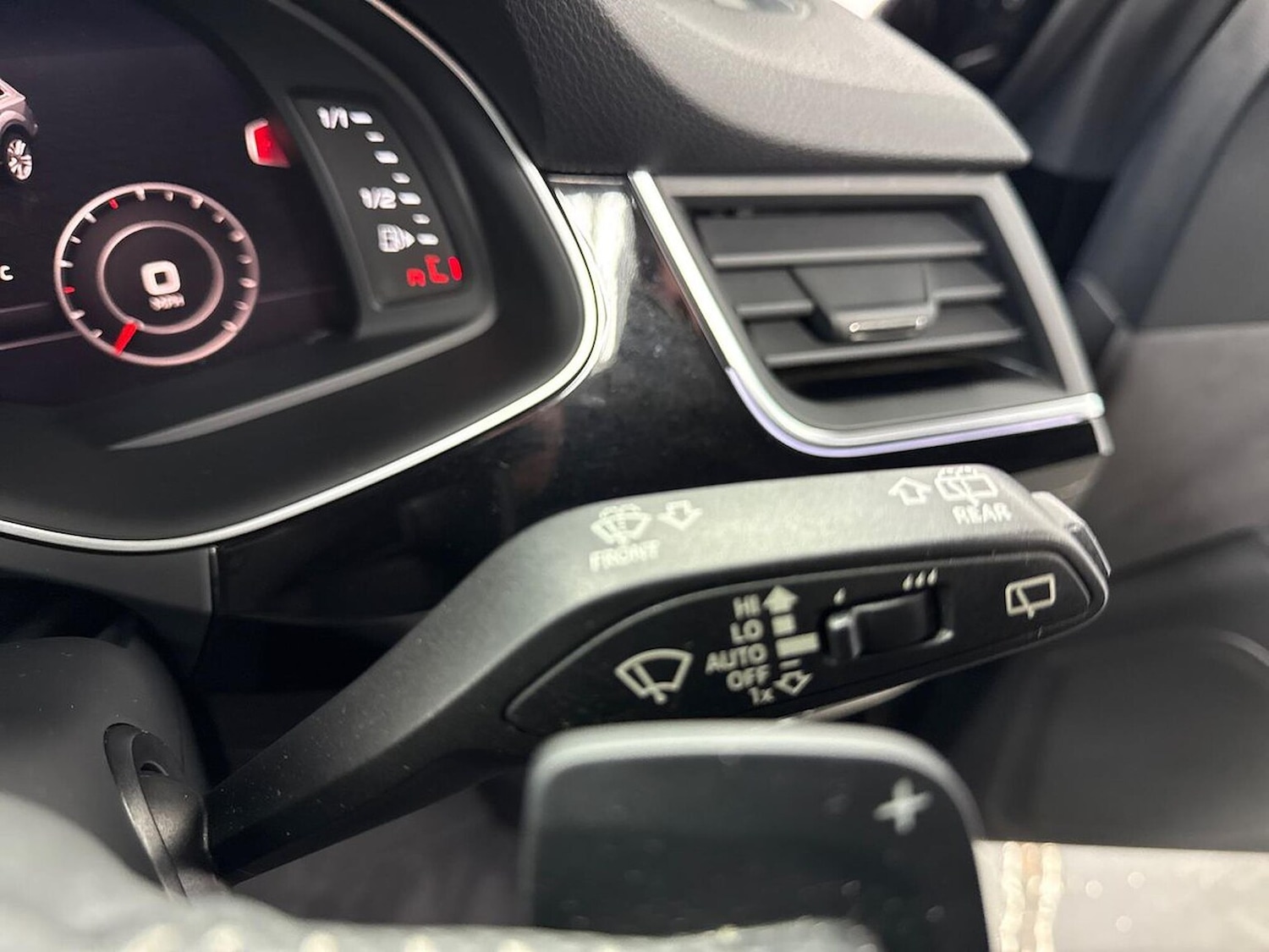 Used Audi Q7 2018 for sale - 77813371: Photo 26