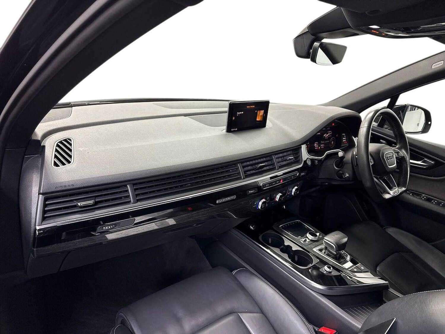 Used Audi Q7 2018 for sale - 77813371: Photo 7