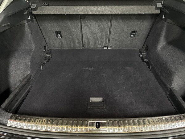 Used Audi Q3 2019 for sale - 76064401: Photo 17