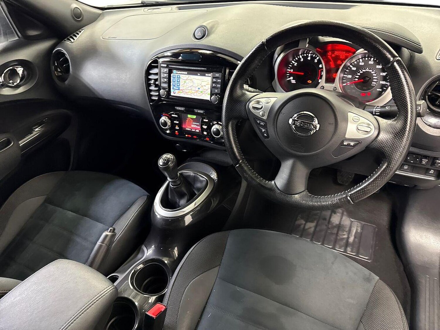 Used Nissan Juke 2017 for sale - 78192070: Photo 17