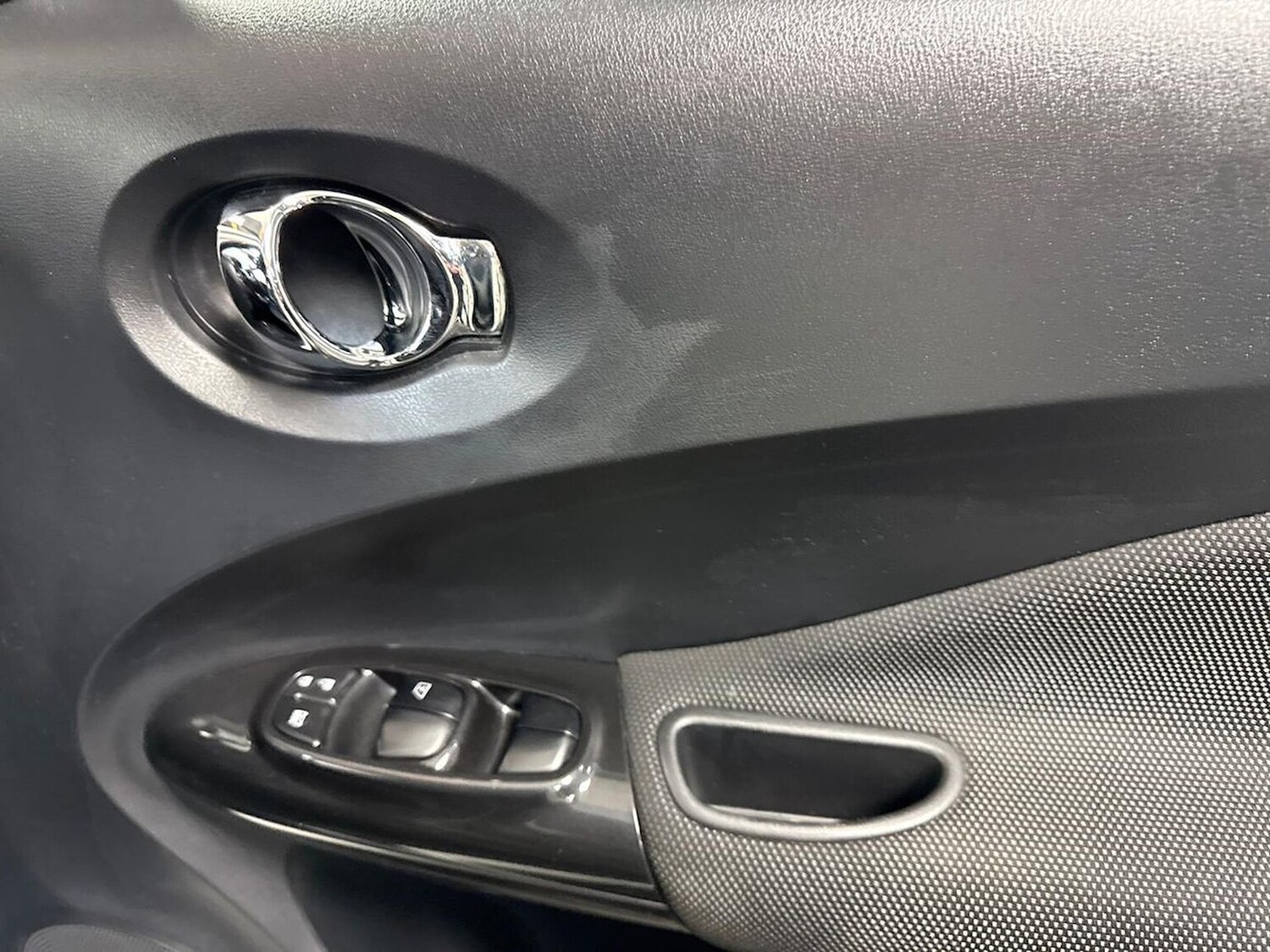 Used Nissan Juke 2017 for sale - 78192070: Photo 23