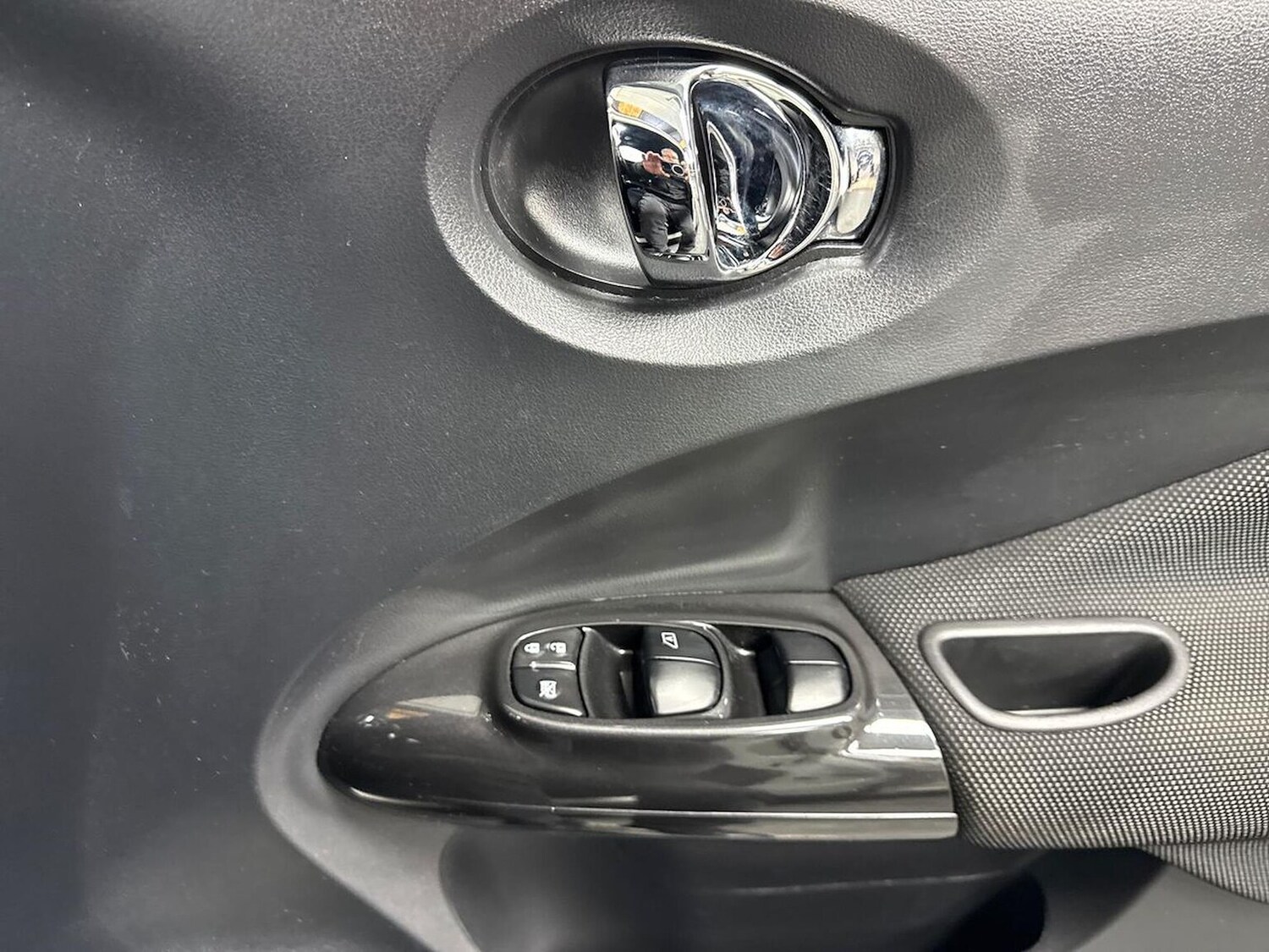 Used Nissan Juke 2017 for sale - 78192070: Photo 24