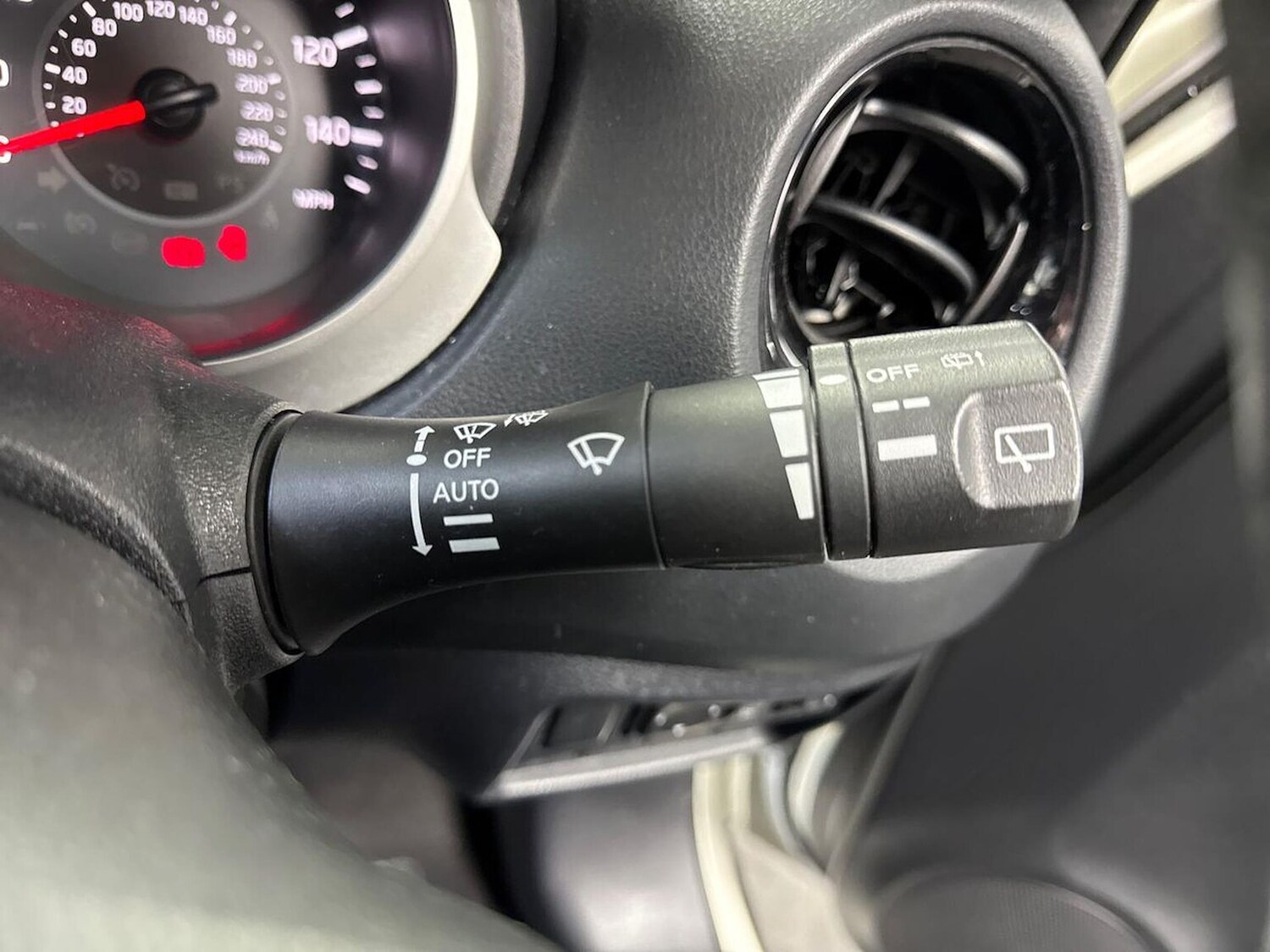 Used Nissan Juke 2017 for sale - 78192070: Photo 29