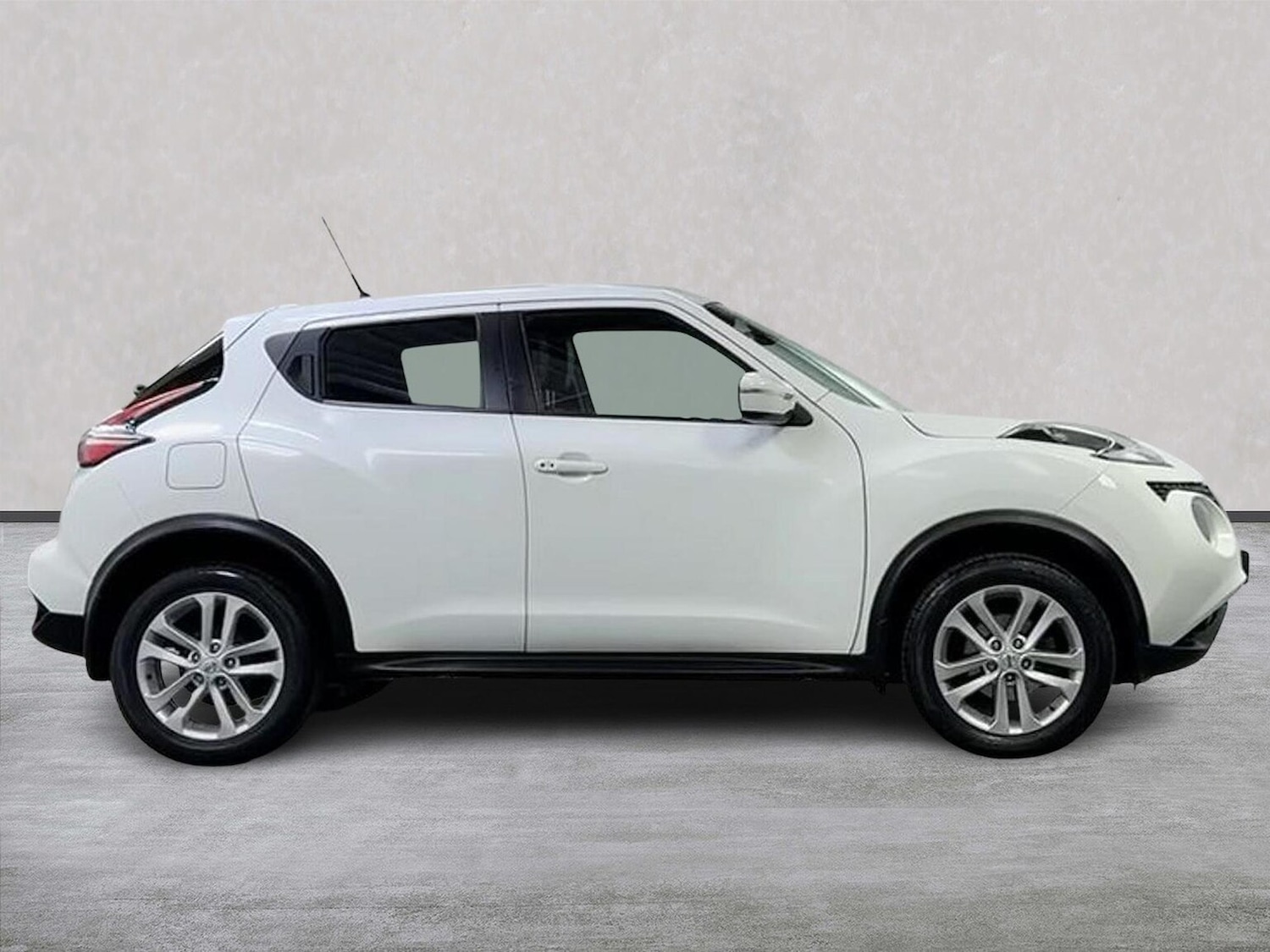Used Nissan Juke 2017 for sale - 78192070: Photo 5