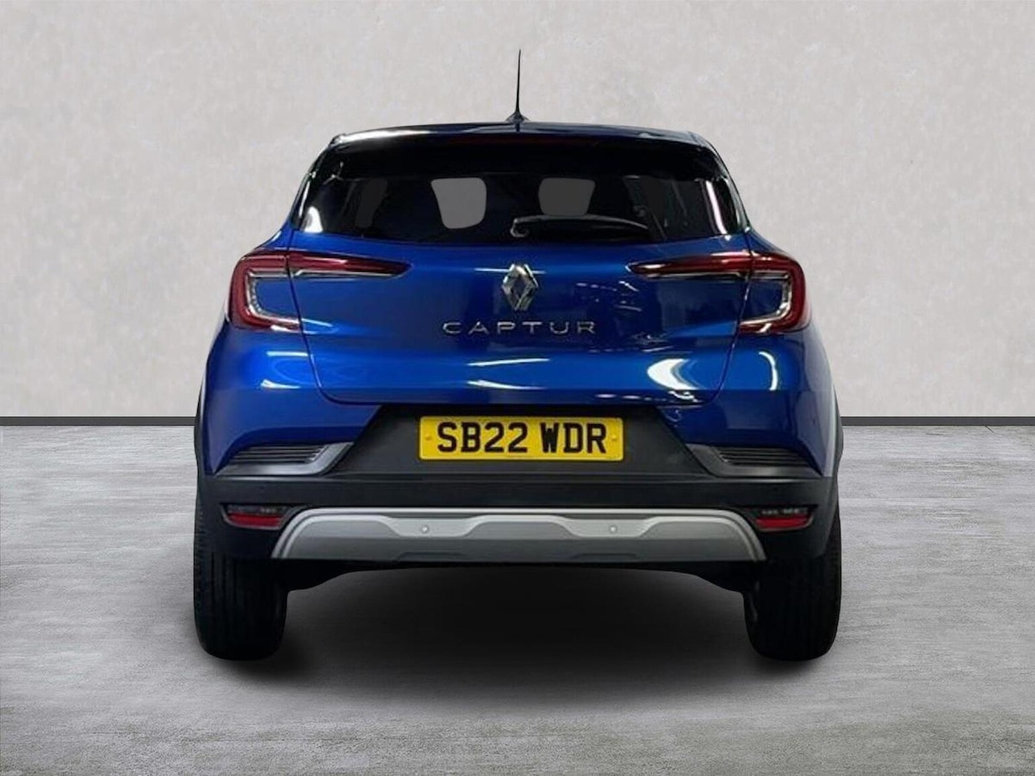 Used Renault Captur 2022 for sale - 76905001: Photo 4