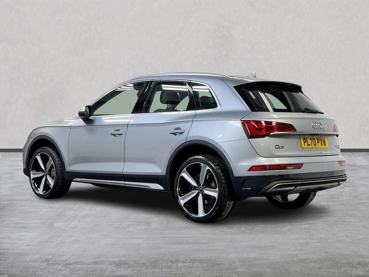 Used Audi Q5 2021 for sale - 76082505: Photo 2