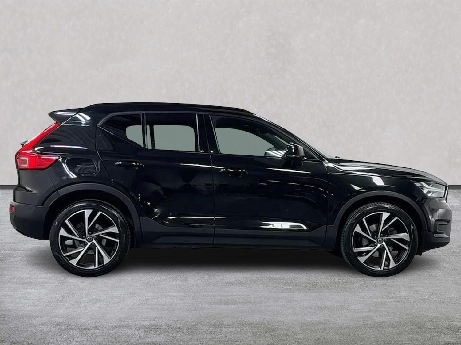 Used Volvo XC40 2020 for sale - 77931703: Photo 3