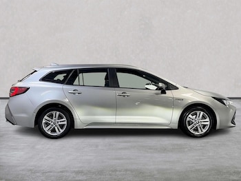 Used Toyota Corolla 2022 for sale - 75956618: Photo