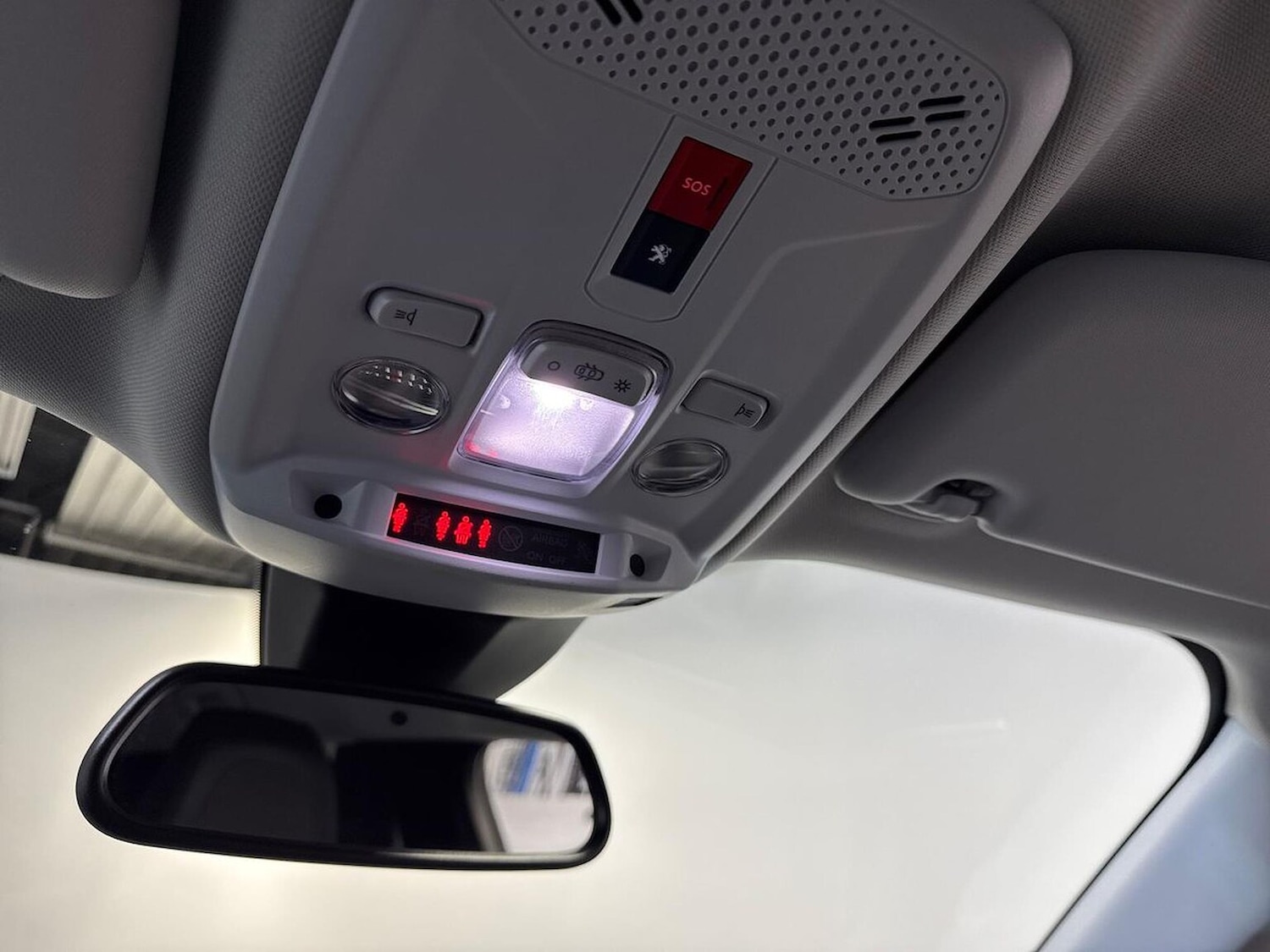 Used Peugeot 2008 2022 for sale - 77069984: Photo 14