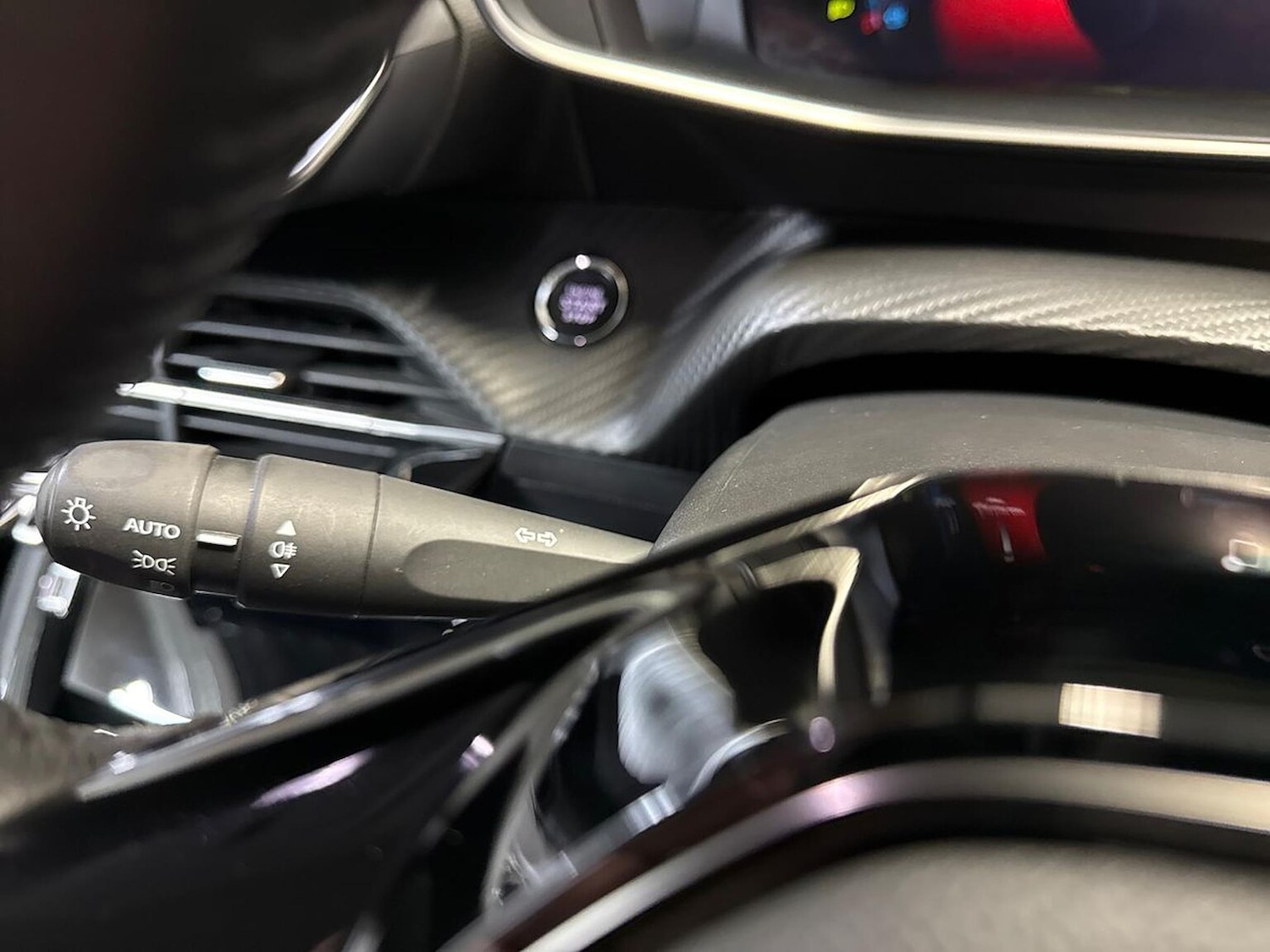 Used Peugeot 2008 2022 for sale - 77069984: Photo 27