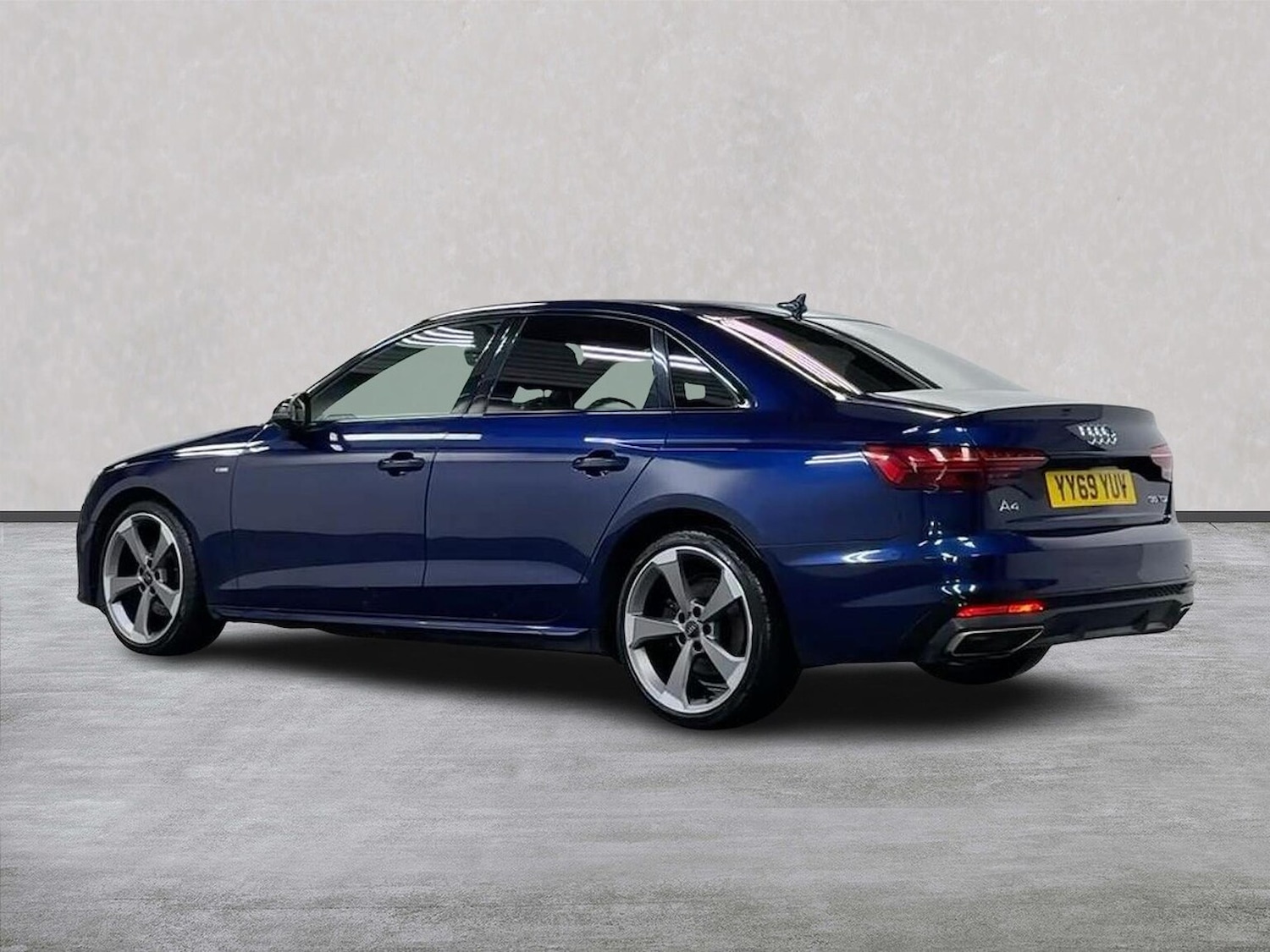 Used Audi A4 2020 for sale - 77873657: Photo 2