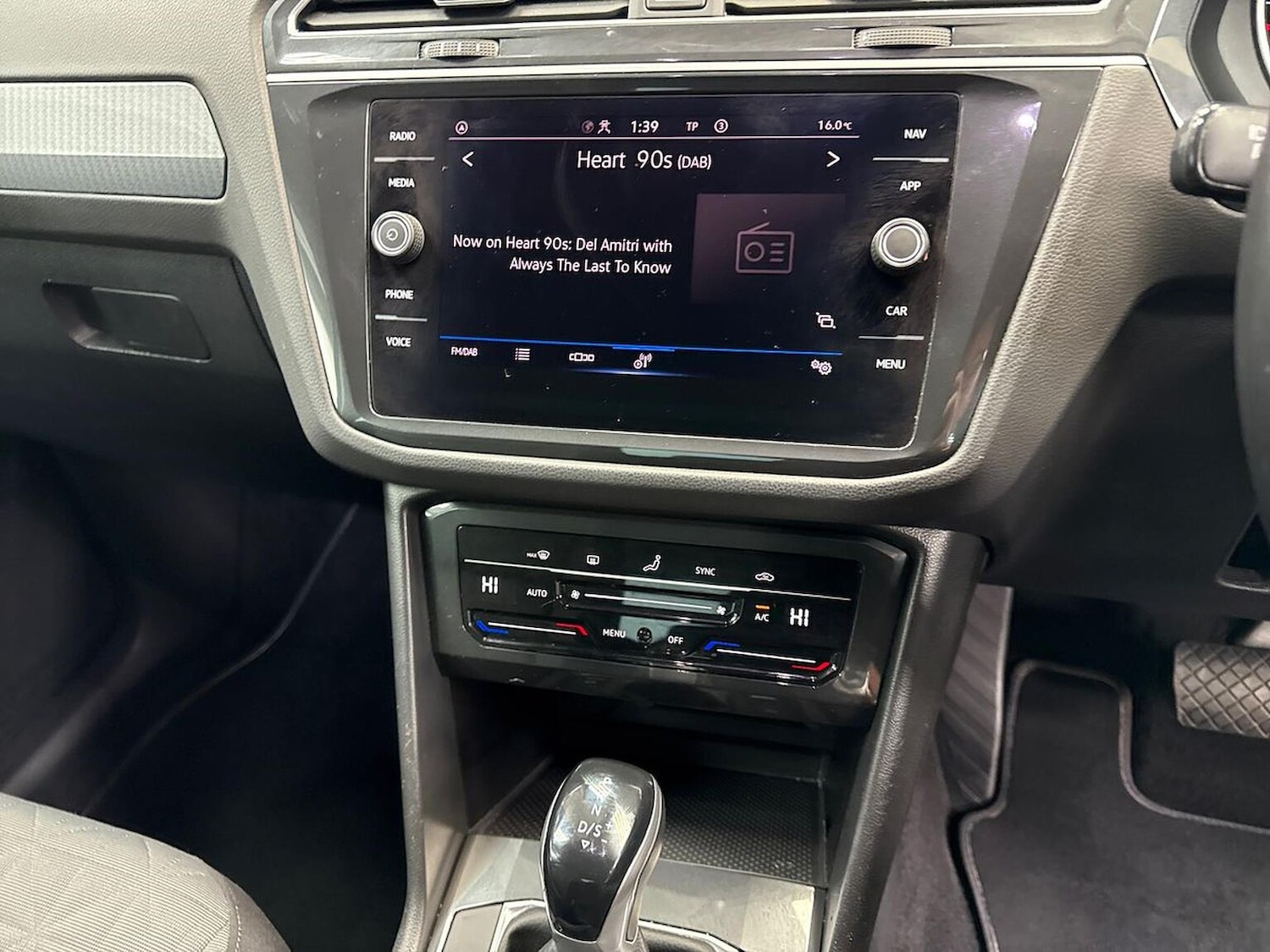 Used Volkswagen Tiguan 2021 for sale - 77980026: Photo 11