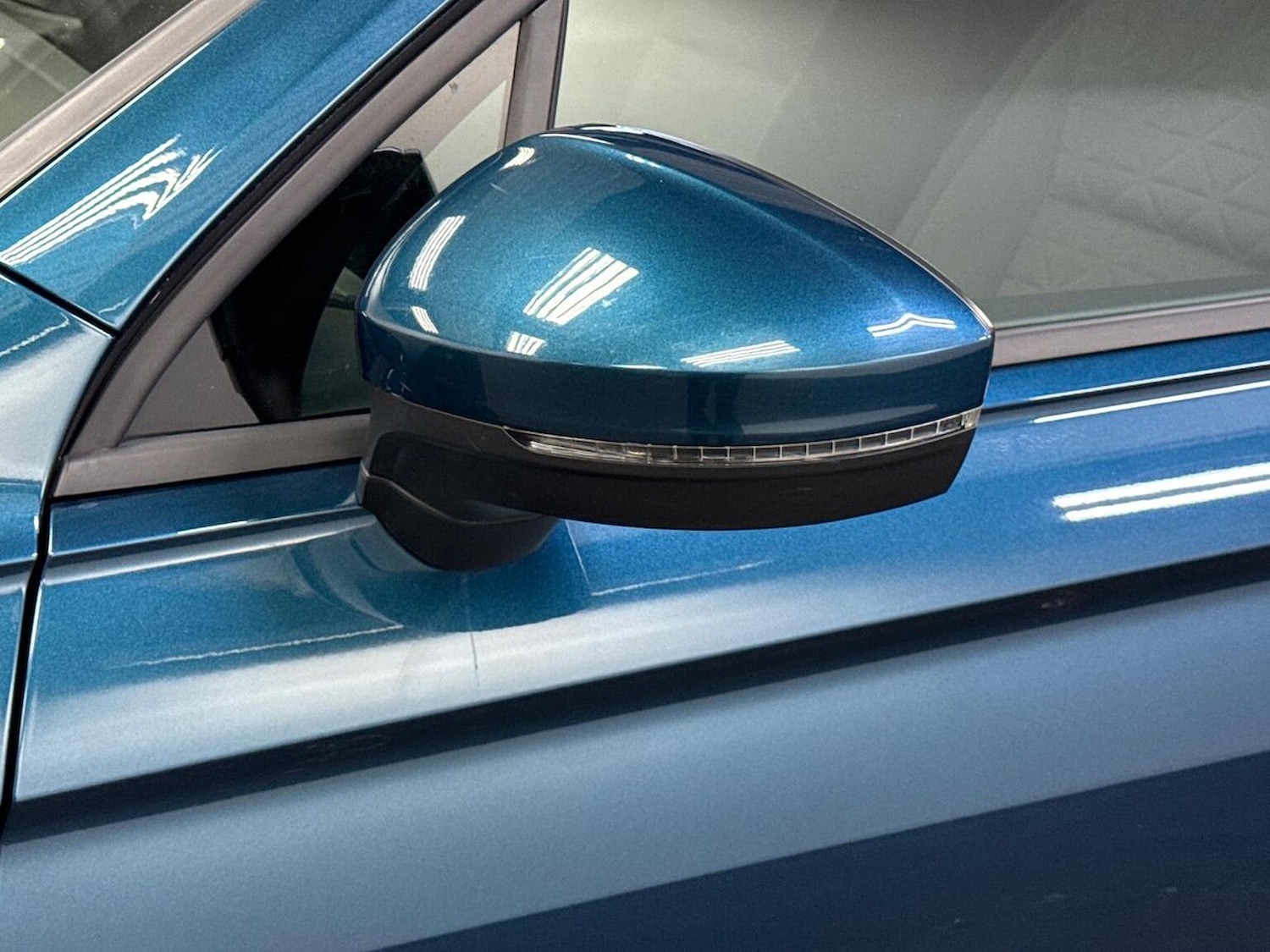 Used Volkswagen Tiguan 2021 for sale - 77980026: Photo 30