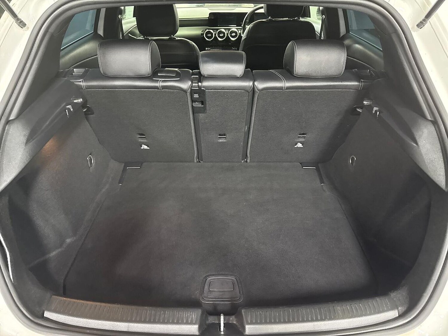 Used Mercedes-Benz A-Class 2019 for sale - 78053532: Photo 17