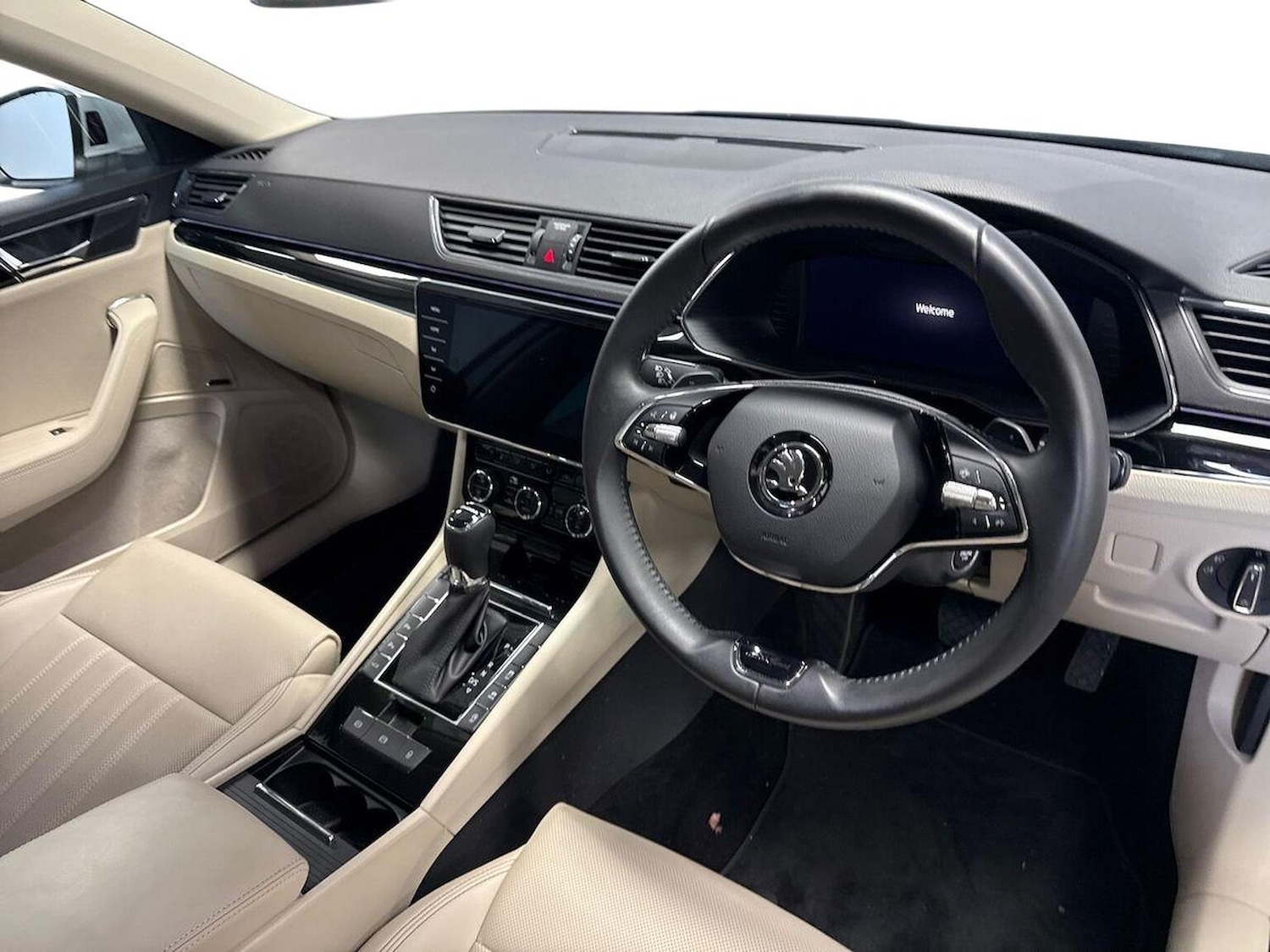 Used Skoda Superb 2022 for sale - 76264414: Photo 12