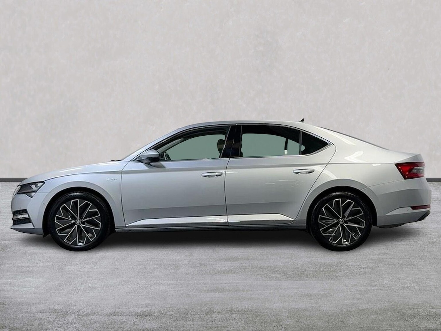 Used Skoda Superb 2022 for sale - 76264414: Photo 16