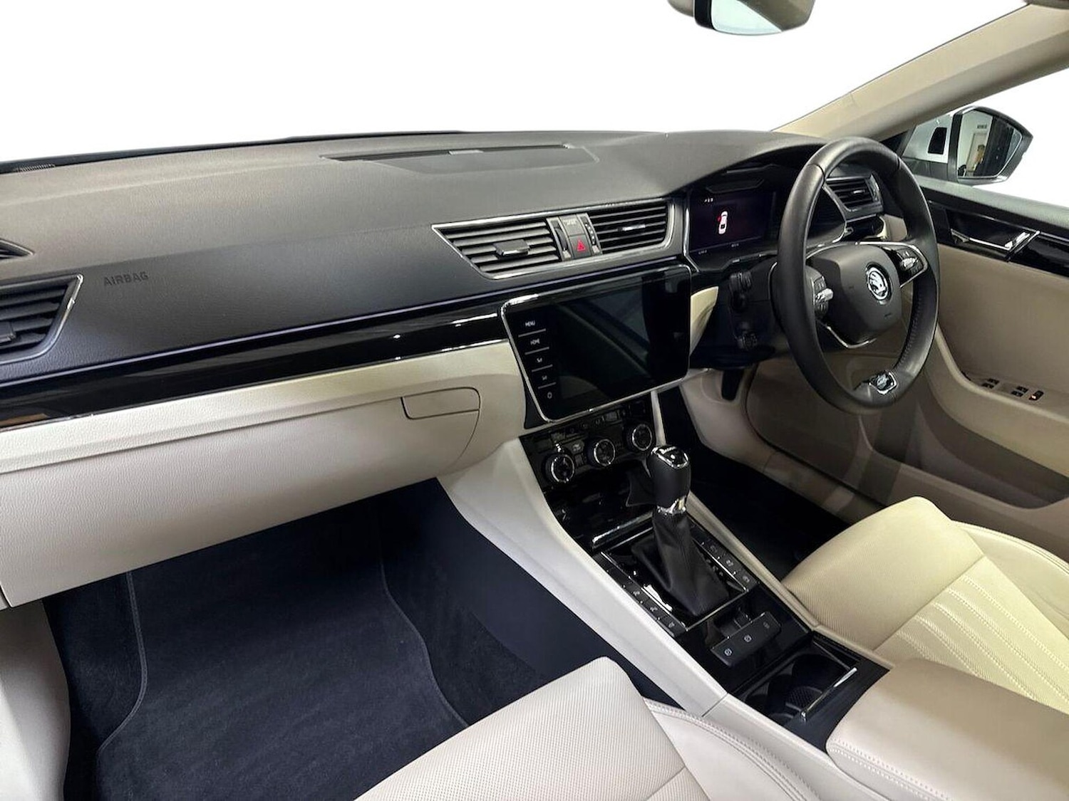 Used Skoda Superb 2022 for sale - 76264414: Photo 7