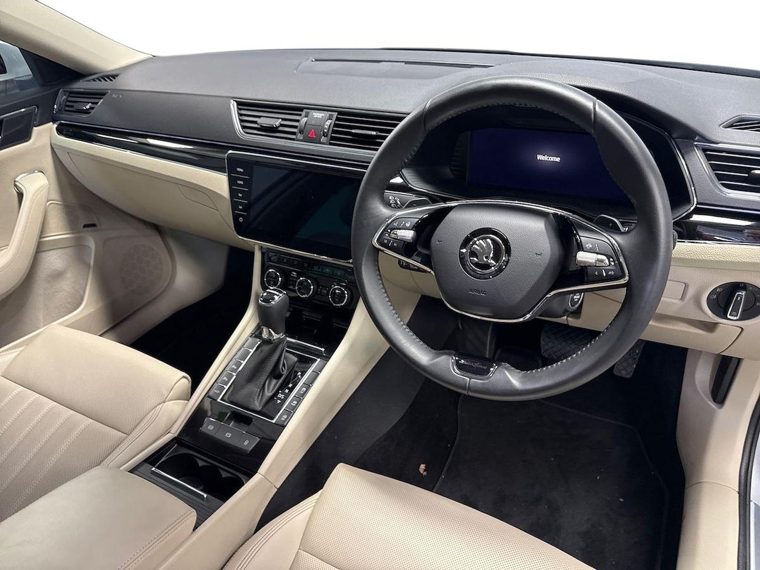 Used Skoda Superb 2022 for sale - 76264414: Photo 8