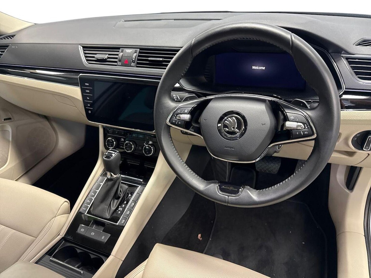 Used Skoda Superb 2022 for sale - 76264414: Photo 9