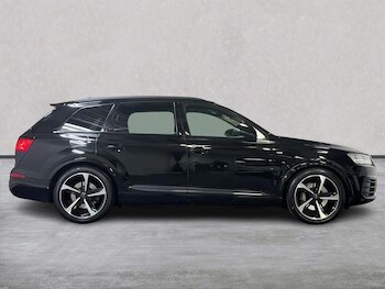 Used Audi Q7 2018 for sale - 77487811: Photo