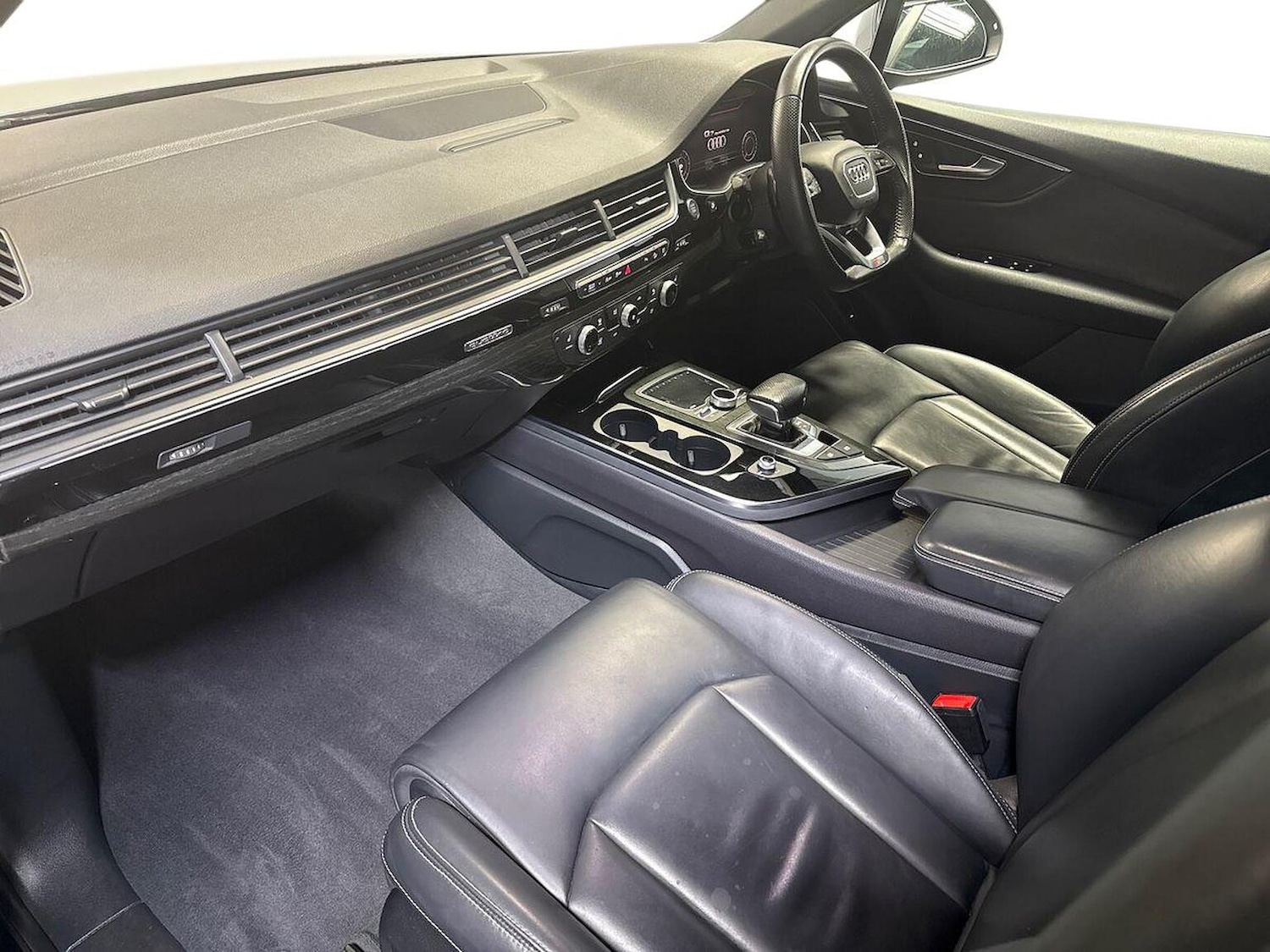 Used Audi Q7 2018 for sale - 77487811: Photo 7