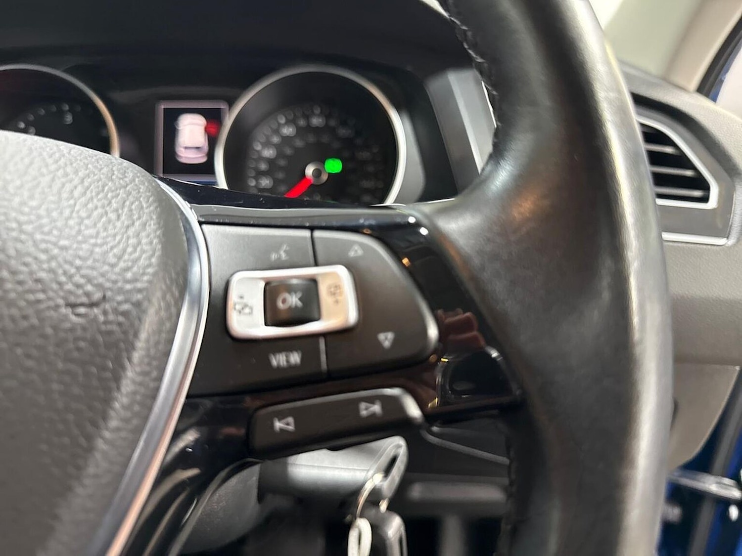 Used Volkswagen Tiguan 2020 for sale - 76958794: Photo 25