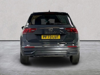 Used Volkswagen Tiguan 2023 for sale - 76212026: Photo 4