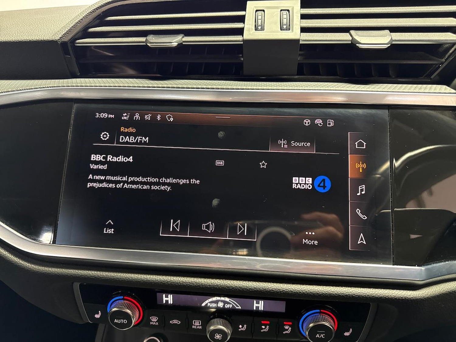 Used Audi Q3 2022 for sale - 75956168: Photo 11