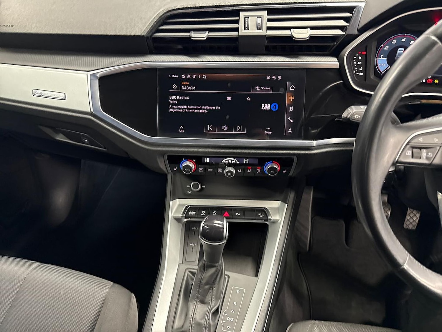 Used Audi Q3 2022 for sale - 75956168: Photo 13