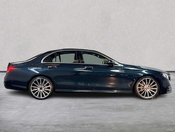 Used Mercedes-Benz E Class 2016 for sale - 79469159: Photo
