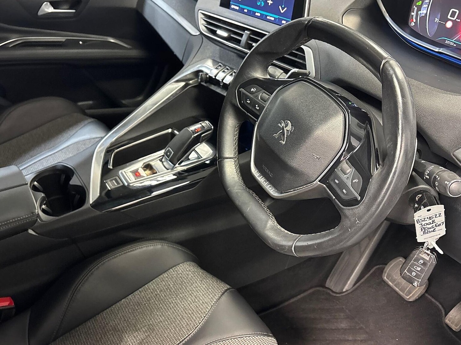 Used Peugeot 3008 2018 for sale - 76638876: Photo 15
