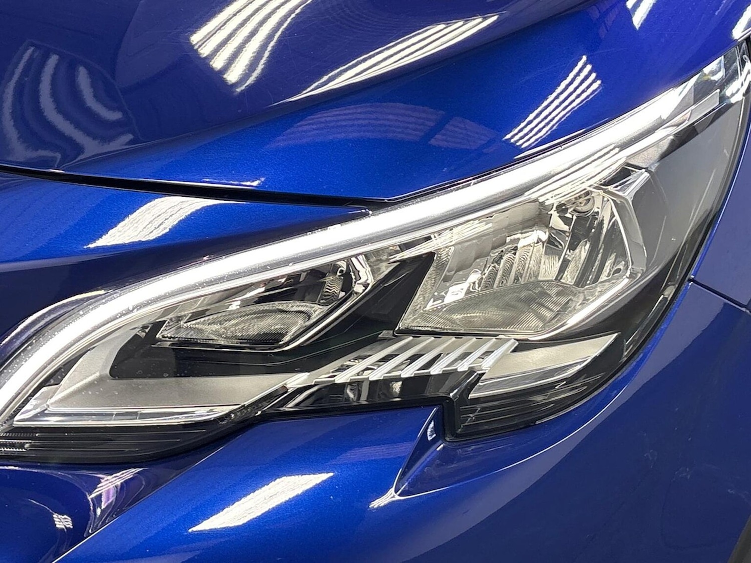 Used Peugeot 3008 2018 for sale - 76638876: Photo 29