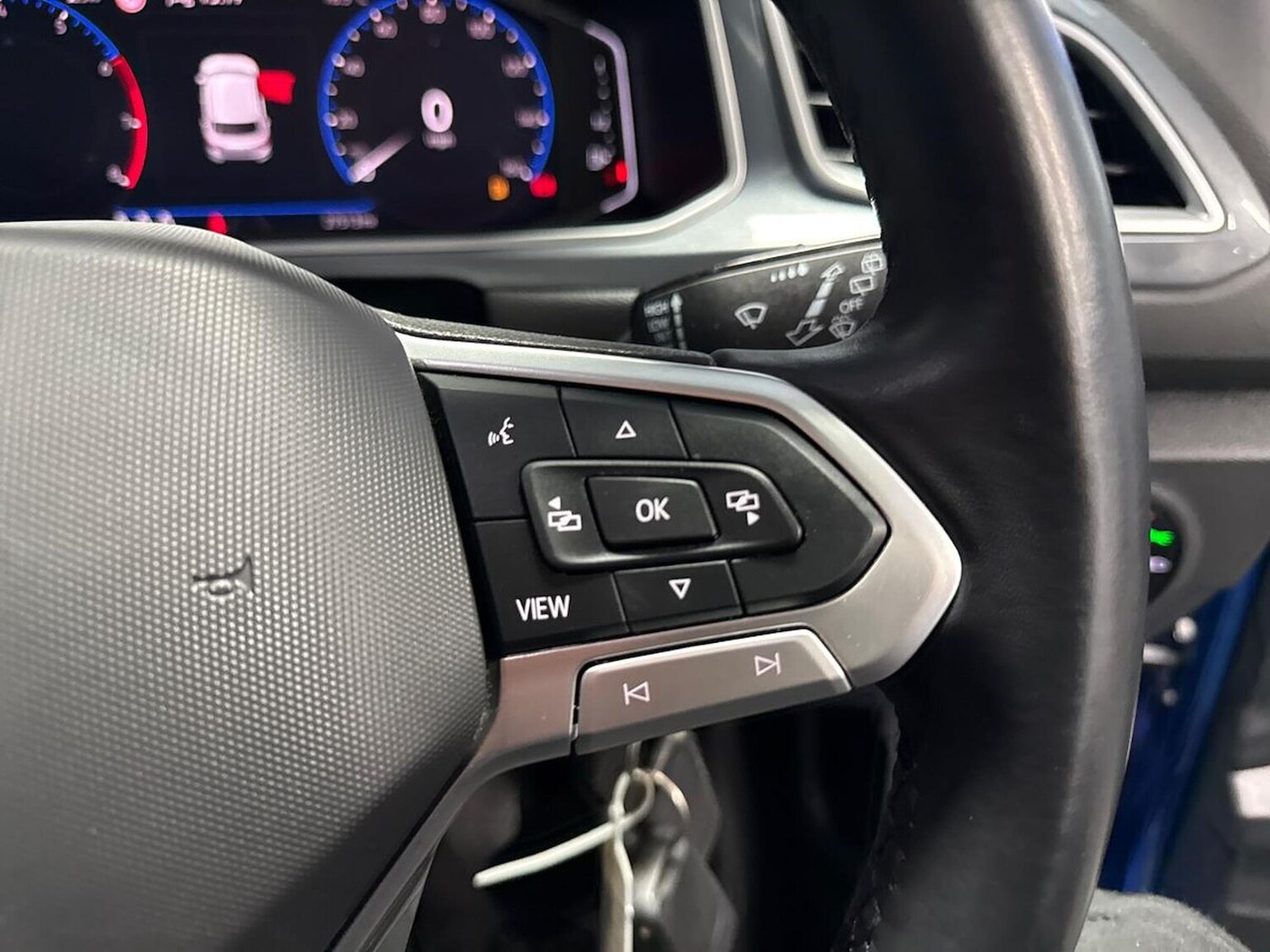 Used Volkswagen T-Roc 2022 for sale - 77487737: Photo 25