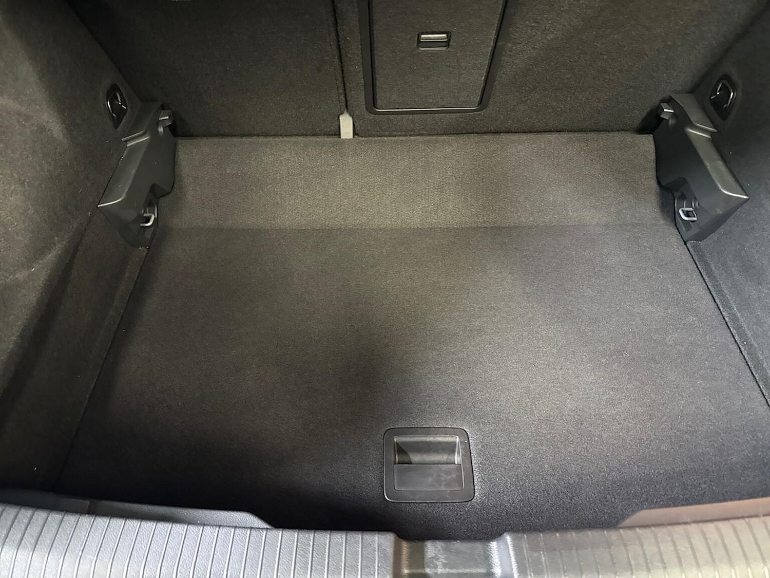 Used Volkswagen T-Roc 2022 for sale - 76918970: Photo 17