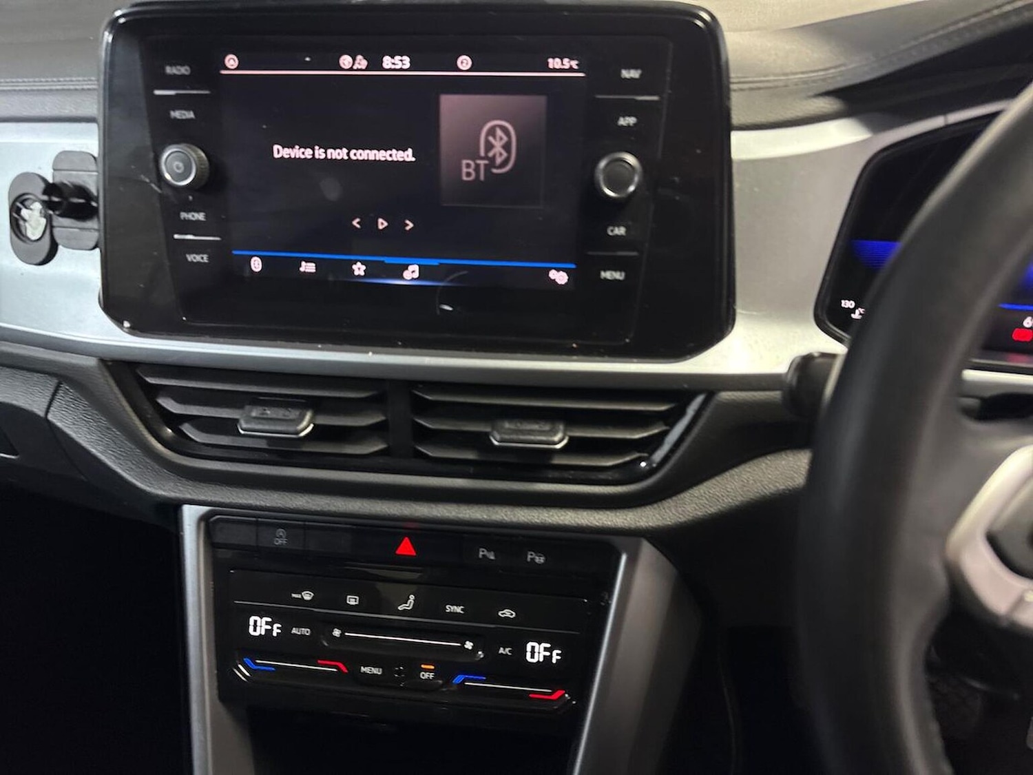 Used Volkswagen T-Roc 2022 for sale - 76918970: Photo 23